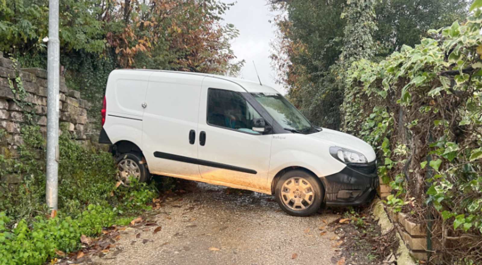 Artena, il furgone 'fantasma'