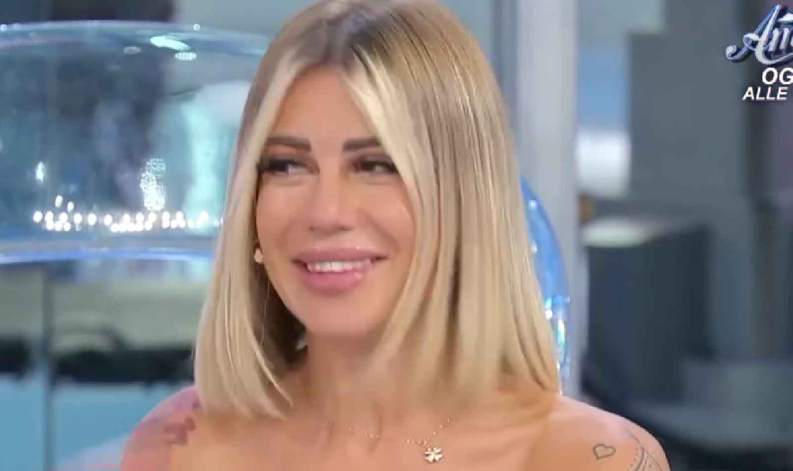 Lucia trono Over Uomini e Donne