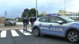 Ostia, picchia, investe e lancia bombe per recuperare i soldi della droga: arrestato pusher-strozzino (VIDEO)