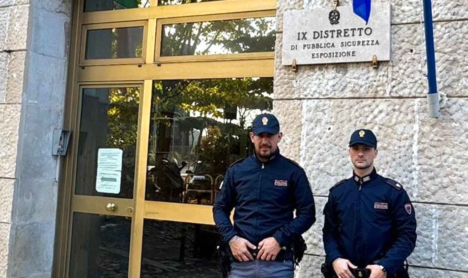 Roma, Polizia di Stato Eur Torrino salva mamma e figlia dal cornicione