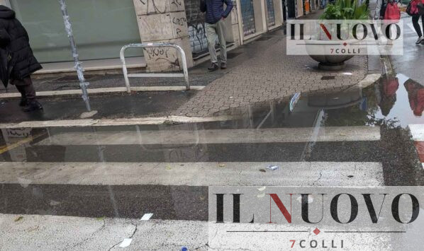 Roma, pioggia Tuscolana Giulio Agricola