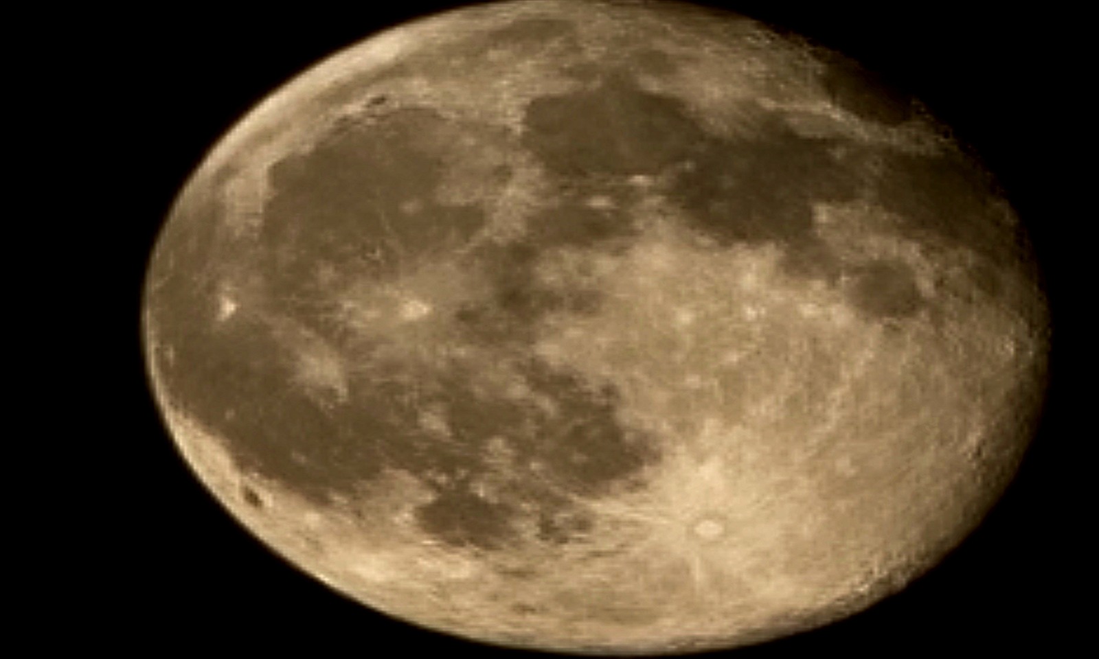 Superluna del Castoro a Roma