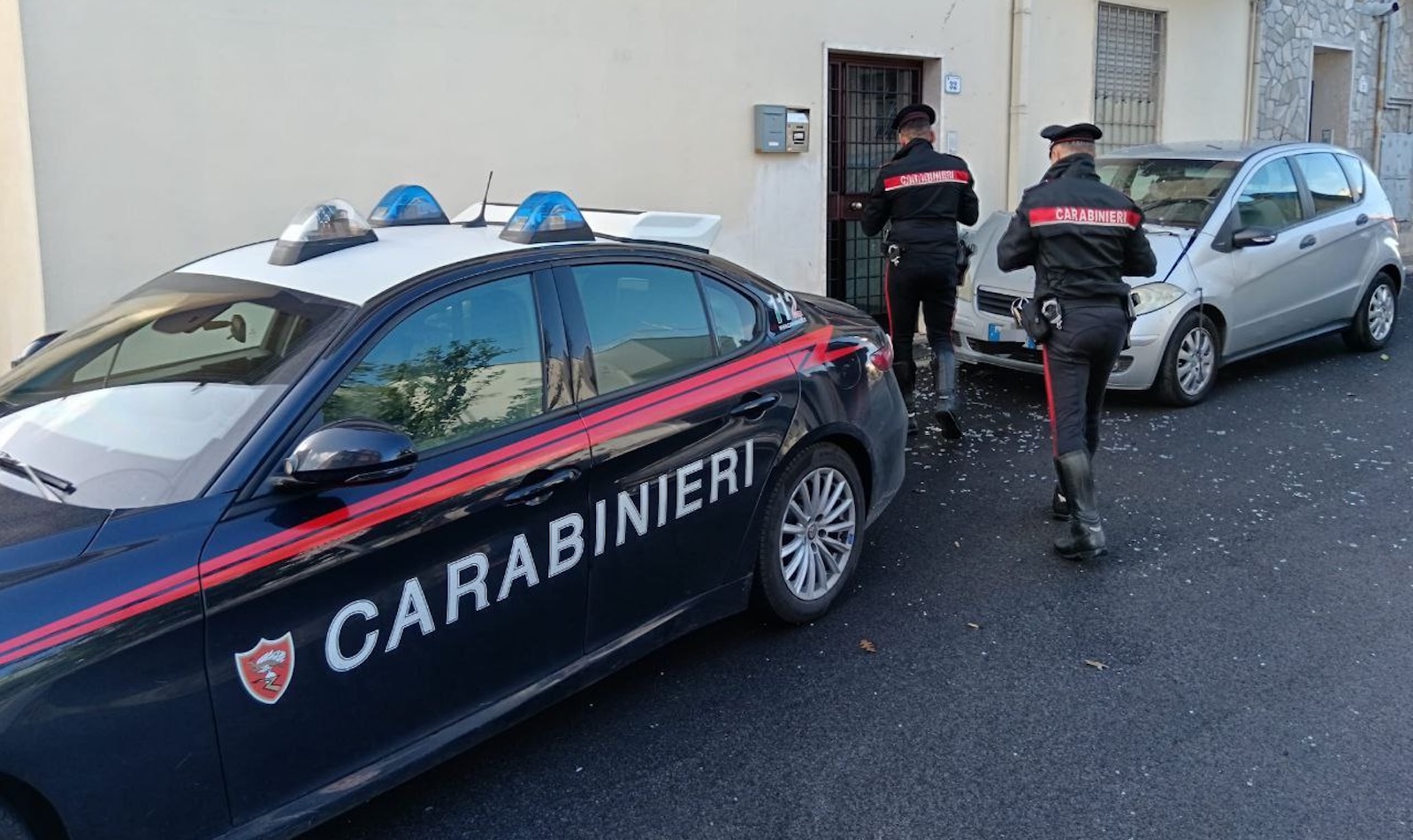 incendio auto Nettuno