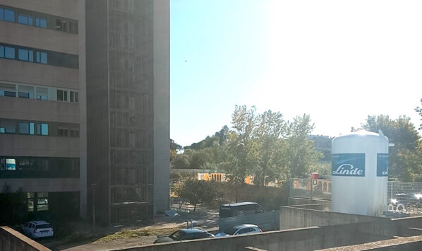 78enne morto precipitato policlinico Tor Vergata