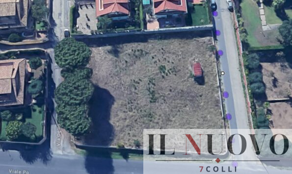 Ardea, il terreno incriminato all'incrocio tra viale Po e via Lavagna, foto Google Map