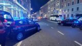 Roma, turista derubato a Termini e costretto a prelevare per riavere zaino e cellulare: 3 arresti