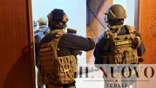 Clan Senese e Di Lauro, 16 arresti a Roma: droga, sequestri e tentati omicidi, cosa c’è dietro il maxi blitz (FOTO E VIDEO)