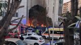 Grosso incendio a ridosso della facoltà di Scienze Politiche all’Università Roma Tre: fiamme alte e fumo