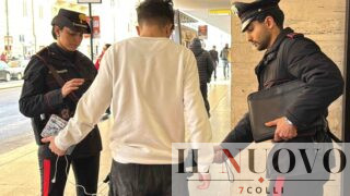 Roma, la città dove si gira armati: machete, tirapugni, martelli, mazze e coltelli, sequestrate 420 armi bianche. 217 denunciati (VIDEO)