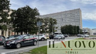 Roma, permessi “facili” al Genio Civile in cambio di soldi: 3 arrestati (anche un funzionario e un dipendente della Regione Lazio) – VIDEO