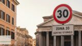 Roma “Zona 30”, Ecoitaliasolidale accusa il Campidoglio: il paradosso che soffoca la città