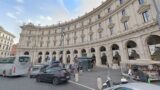 Palazzo Esedra in vendita a Roma a 200 milioni: la storica Galleria rischia di perdere le botteghe storiche