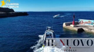 Gaeta, si fanno aggiustare la barca e scappano verso Fiumicino: inseguiti e presi in mare aperto (FOTO E VIDEO)