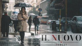 Meteo Roma oggi 22 aprile: pioggia intensa sulla Capitale e traffico in tilt. Quando torna il sole