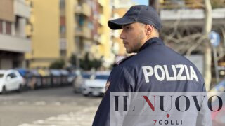 Roma, aggredita sulla Metro A: palpeggia e tenta di baciare una minorenne, arrestato 28enne recidivo