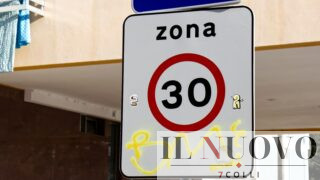 Roma, oggi parte la “Zona 30” nel Centro Storico: limite a 30 km/h e multe fino a 3mila euro