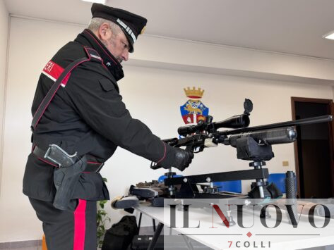 BRACCIANO - Le armi sequestrate dai Carabinieri