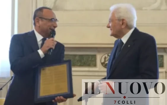 Mattarella ‘istituzionalizza’ Sanremo 2026: il Quirinale aperto a Conti e Pausini, il pop entra nel perimetro istituzionale