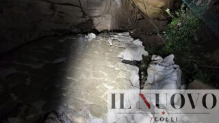 Formello, frana in via Nazario Sauro: crolla un costone su una palazzina, un morto e due feriti