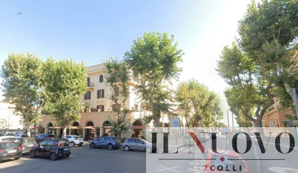 Ostia, piazza della Stazione Vecchia, foto Google Maps