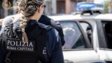 Roma, follia in strada all’Esquilino: aggredisce un commerciante e ferisce un agente, arrestato 30enne
