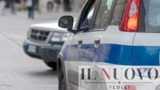 Roma, aggrediscono gli agenti durante i controlli: due denunciati a Tor Pignattara