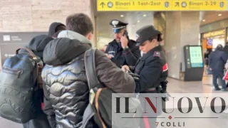 Roma, girava in centro con 18mila € in contanti di dubbia provenienza: denunciato