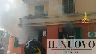 Roma, incendio in un appartamento: evacuata palazzina
