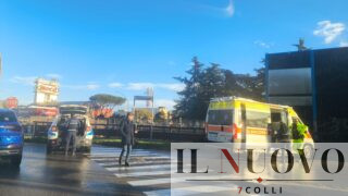 Pomezia, pedone investito sulle strisce: travolto 53enne