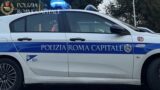 Roma, scaraventa a terra un’anziana per rubarle la catenina: arrestato 20enne