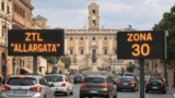 Roma, 4 milioni in più tra ZTL ‘allargata’ e Zona 30 per la Mobilità 2026: la Giunta varia il Bilancio d’urgenza