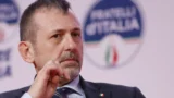 Il sottosegretario Andrea Delmastro si dimette: cosa cambia per il Governo Meloni