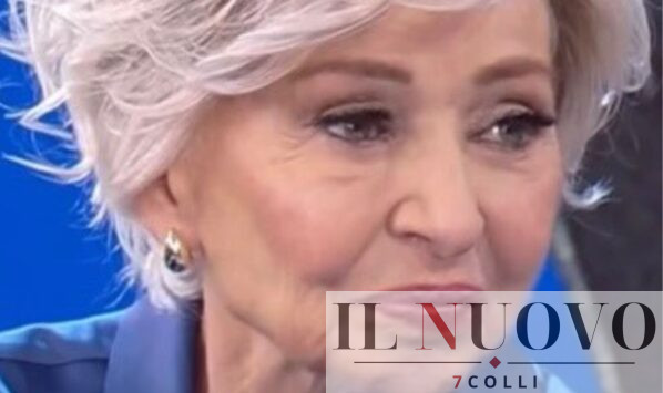 Morta Enrica Bonaccorti, icona della tv italiana: da “Pronto, chi gioca?” a “Non è la Rai”, una vita tra spettacolo, radio e scrittura