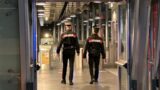 Roma, dà in escandescenze nella metro: picchia vigilante e carabinieri li manda all’ospedale, arrestato 32enne