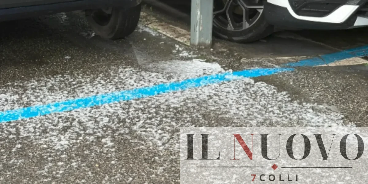 Roma, grandinata all'Eur