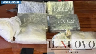 Roma, appartamento trasformato in centrale dello spaccio, sequestrati 7 chili di droga