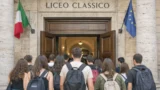 Scuole superiori a Roma e nel Lazio, boom dei licei: perché quasi 7 studenti su 10 li scelgono ancora