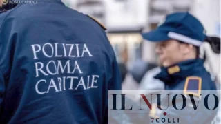 Roma, scooter con la targa coperta insospettisce gli agenti, il mezzo era rubato: denunciata una 34enne