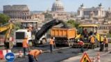 Roma, 30 milioni di mutuo per rifare l’asfalto: la Giunta approva il ‘Piano strade’ per i municipi