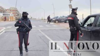 Ostia, blitz dei Carabinieri nelle piazze di spaccio: sequestrate 330 dosi, fermate 6 persone