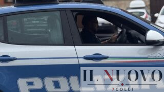 Roma, corsa in taxi finisce con un coltello alla gola: “Dammi tutti i soldi”