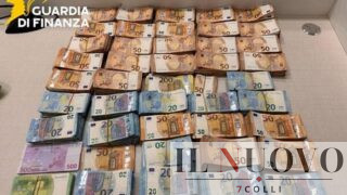 Roma, debitori con il fisco cercano di imbarcarsi con soldi e gioielli: sequestrati oltre 100mila euro
