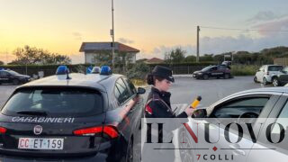Fregene, “Avete preso la strada contromano”: non accettano il rimprovero, scendono dall’auto li picchiano