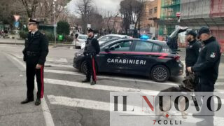 Monterotondo, guida contromano ubriaca, senza patente né assicurazione, poi non si ferma all’alt: arrestata 44enne