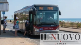 Bus al mare dal 1° maggio: tornano le Linee Mare per Ostia e Torvaianica, ecco orari e percorsi