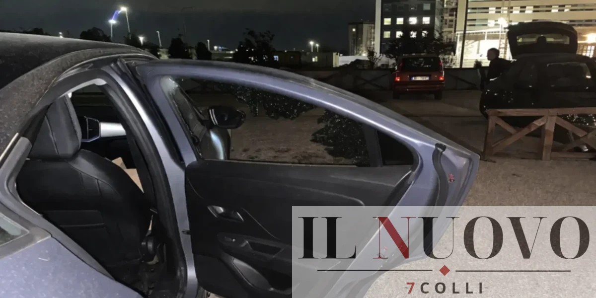 Roma, parcheggio del Maximo