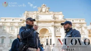 Roma, furto sventato a Fontana di Trevi: arrestato borseggiatore