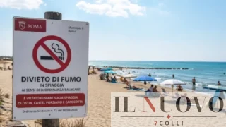 Sigarette vietate sulle spiagge di Roma: nuove regole a Ostia e Capocotta
