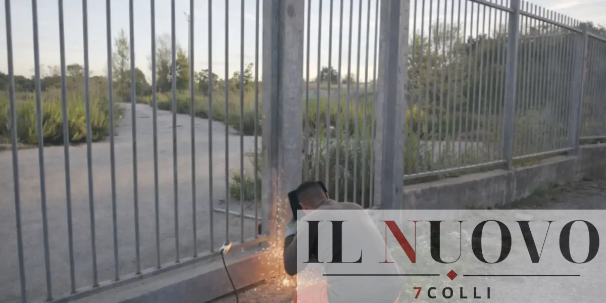 Spinaceto, l'ingresso all'ex città del Rugby