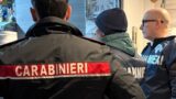 Roma, sequestro e torture a Ponte Mammolo: ragazzi picchiati e costretti a fuggire dal quinto piano per salvarsi